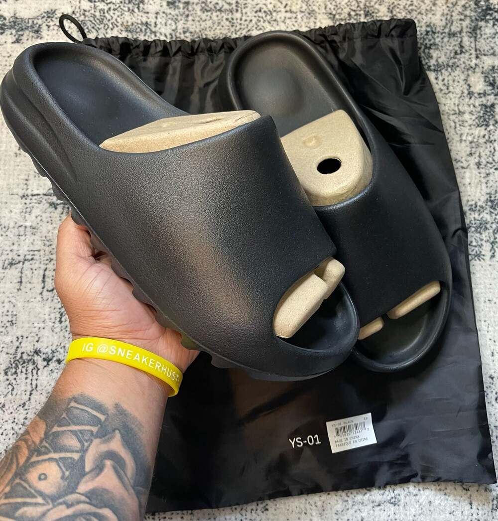 Yeezy YS-01 Black Slides Brand New Men's Size 10 With Bag